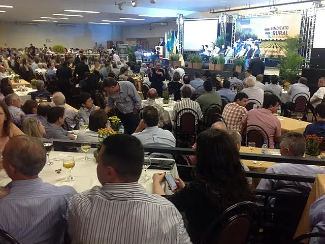 Com a presença de Azambuja, novo presidente do Sindicato Rural de Dourados toma posse