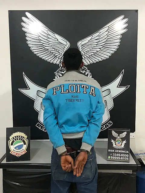 Jovem de 18 anos é preso ao tentar furtar uma motocicleta