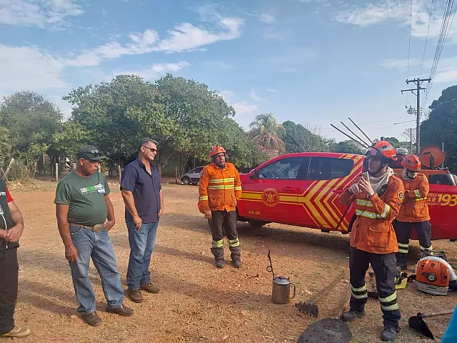 Curso de prevenção de incêndios é realizado na comunidade rural de Miranda