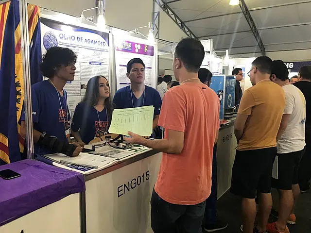 Estudantes de MS apresentam bengala eletrônica na Febrace