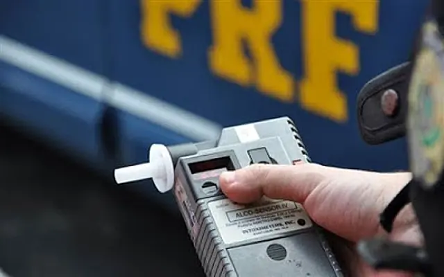 Homem sem CNH é preso pilotando moto embriagado na BR-419