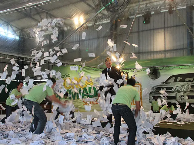 Cinco associados faturam picapes Hilux na Força Premiada Sicredi