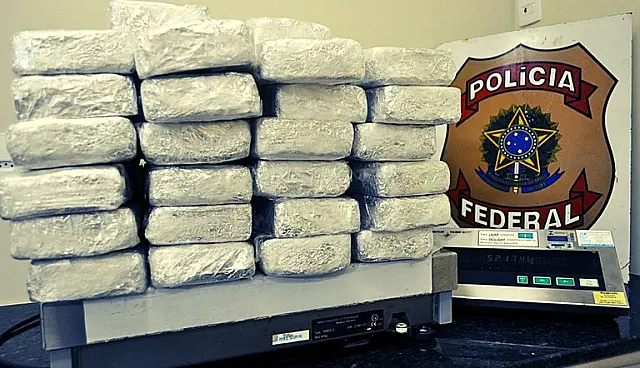 Mulher é presa com mala recheada de maconha no Aeroporto de Campo Grande