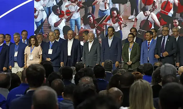 Governo Federal amplia Programa Acredita para beneficiar empresas exportadoras