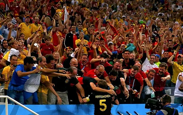 Bélgica derrota Coreia do Sul e passa com 100%