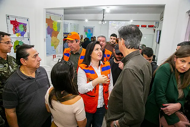 Prefeito acompanha ministras, governador e reforça necessidade de ação conjunta no Pantanal