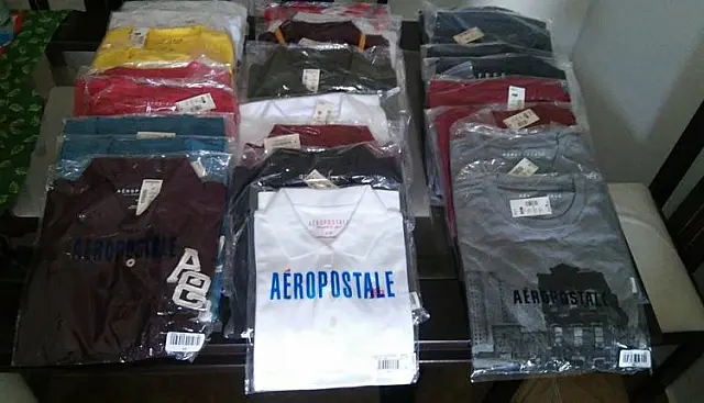 Sacoleiro é preso por receptação ao vender roupas furtadas em carro roubado