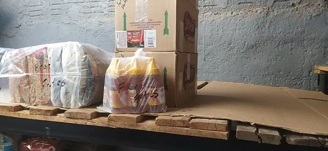 Comerciante é preso por produção do ilegal de doces e mel com selo adulterado