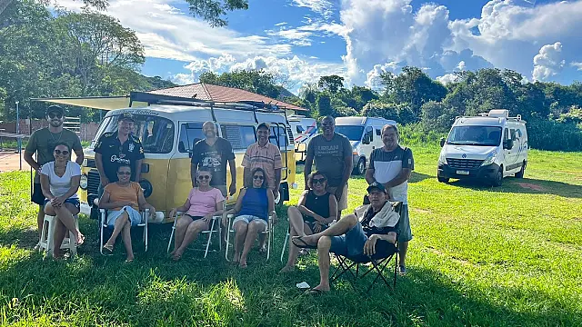 Motorhomeiros de MS visitam Camisão para aproveitar a Festa do Pequi
