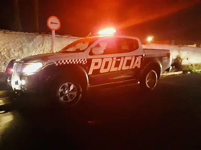 Idoso agride pai e filho com enxada e tijoladas em Campo Grande