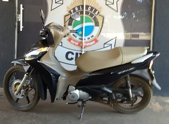 Homem é preso após furtar motocicleta em Guia Lopes da Laguna