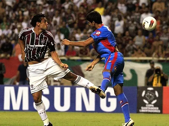 Fluminense estreia com vitória na Libertadores; veja resultados desta terça-feira