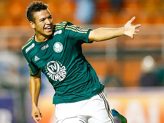 Insistente, Palmeiras vence o Penapolense e segue 100%