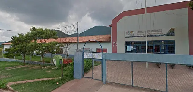 Moradores de Corumbá estão preocupados com mensagens falsas sobre invasões em escolas