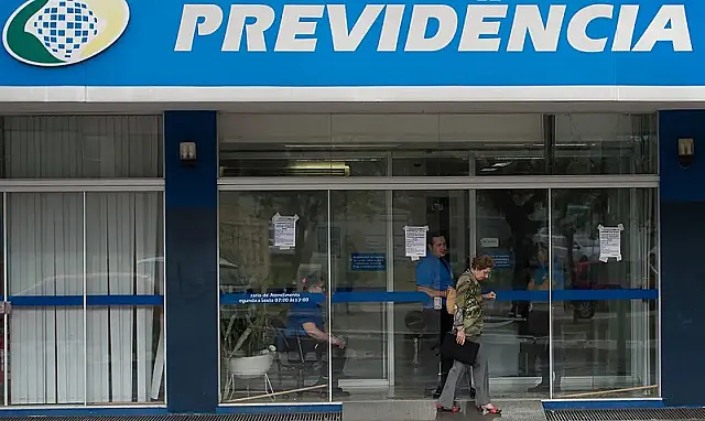 Governo libera R$ 547 milhões para ressarcir vítimas de descontos no INSS