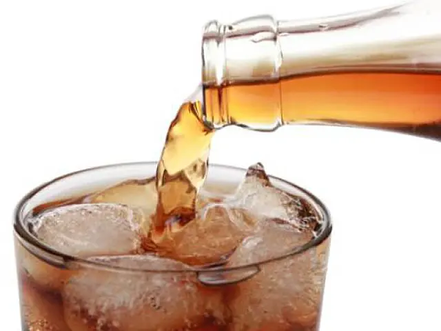 Consumo de bebidas açucaradas pode causar 180 000 mortes por ano