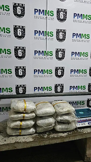 PM apreende 11,2 kg de maconha durante abordagem a van em Corumbá