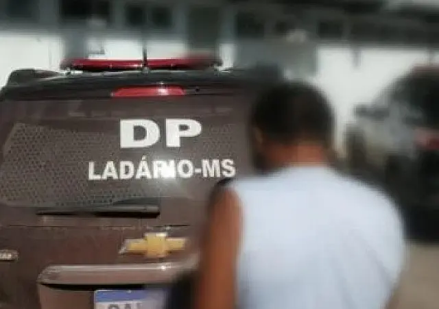 Homem é preso após agredir e ameaçar esposa de morte