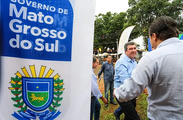 Governo faz atendimentos na maior feira agropecuária de MS