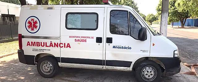 Estilo GTA: Ambulância é furtada em Anastácio neste sábado