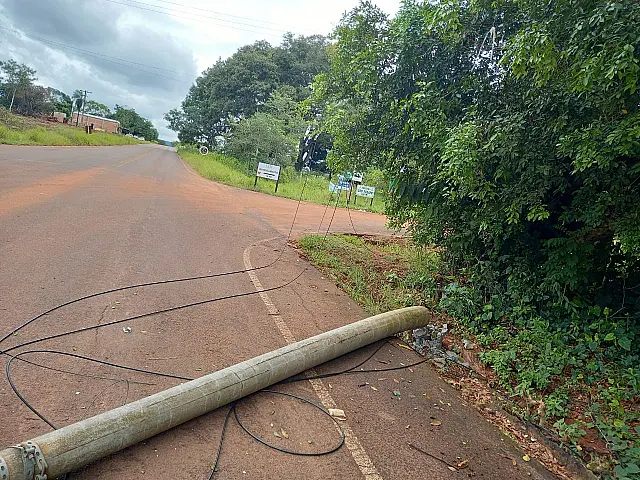 Cabos de fibra óptica são rompidos em Palmeiras