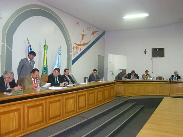 Com falhas no texto, vereadores deixam de apreciar projetos da prefeitura