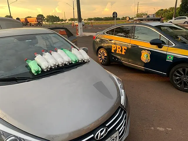 PRF apreende cocaína escondida dentro de garrafas pet em Terenos