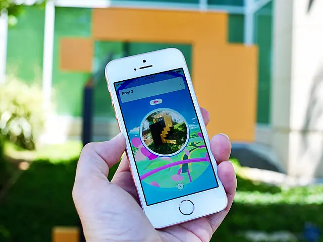 Febre nos EUA, Pokémon Go preocupa pais e entidades de proteção à infância