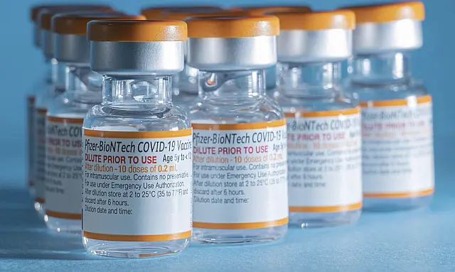 Pfizer antecipa entrega de doses da vacina pediátrica contra covid