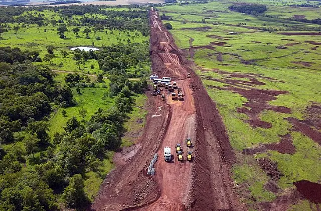 Governo leva desenvolvimento à região sudoeste ao pavimentar 87 km da Rota Apaporé