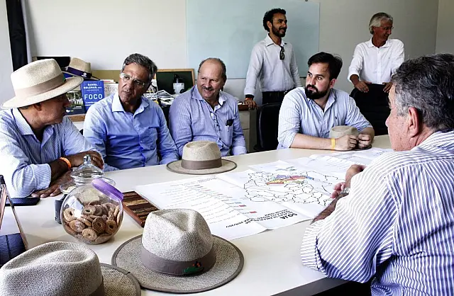 Empresas internacionais demonstram interesse na 'Ferrovia da Produção'