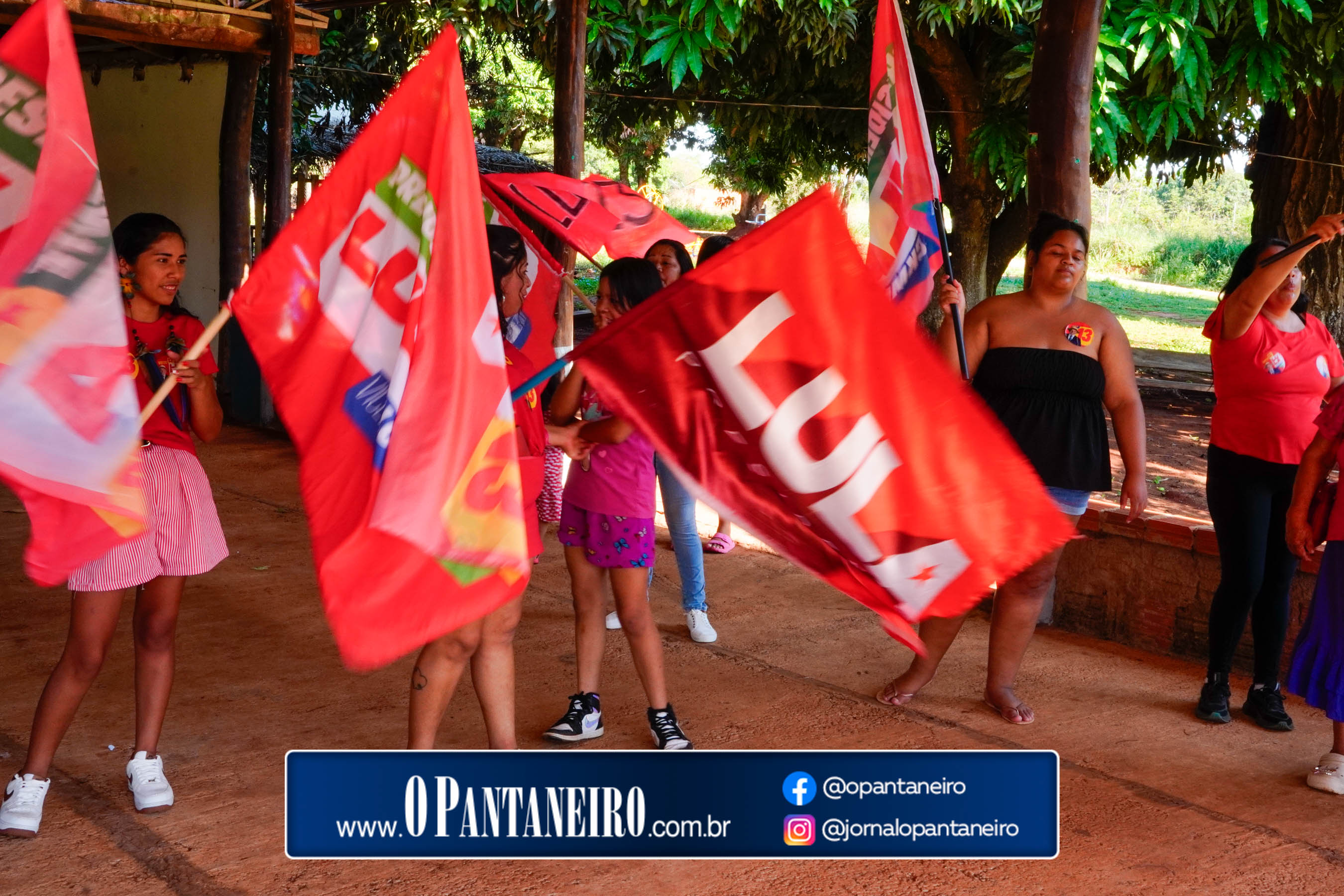 Carreata do Lula em Nioaque - Brejão e cidade O Pantaneiro