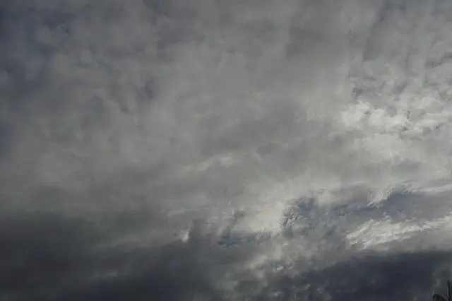 Céu encoberto e pancadas de chuva nesta segunda-feira na região de Aquidauana