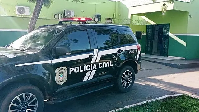 Padrasto é preso com material pornográfico das enteadas