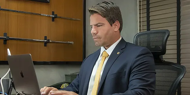 Capitão Contar pede redução de taxa para emissão da 2ª via da identidade