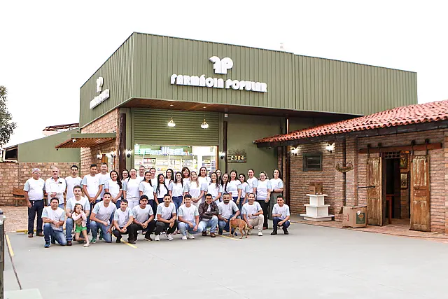 Farmácias Popular faz 39 anos reinaugurando loja maior em sede própria