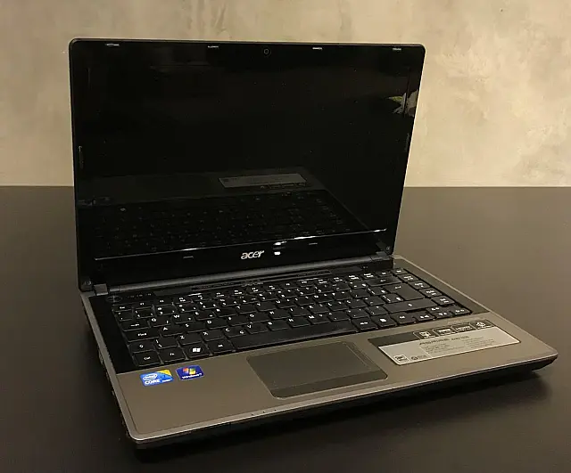 Escritório é invadido e tem notebook furtado em Anastácio