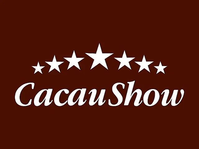 Cacau Show Aquidauana premia ganhadora de promoção