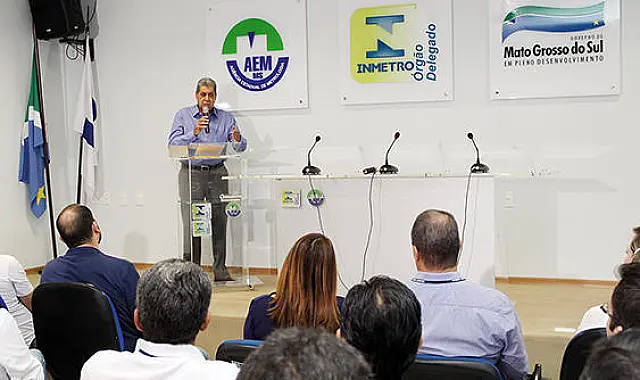 Governador participa das comemorações do Dia do Metrologista e destaca eficiência dos servidores