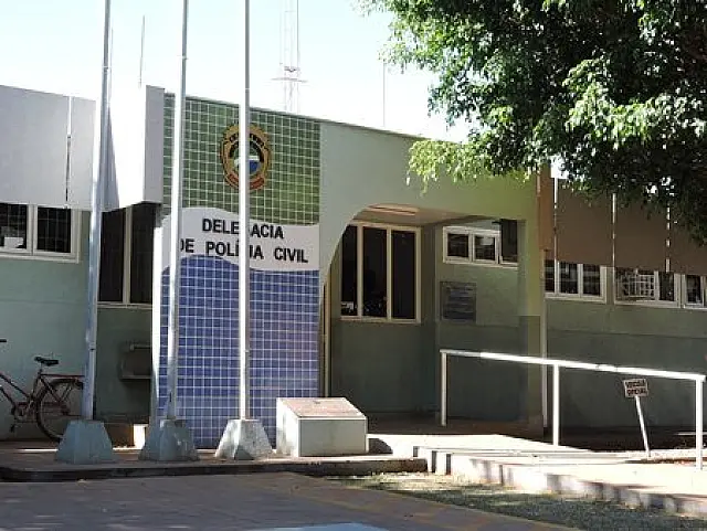 Tarado tira as roupas e mostra partes íntimas para a vizinha em Sidrolândia