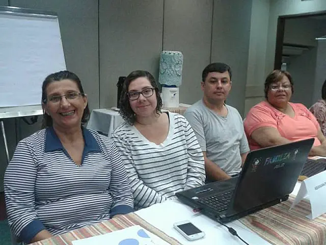 Gestores do CMDCA e do Projeto Abraço participam de oficina em Curitiba