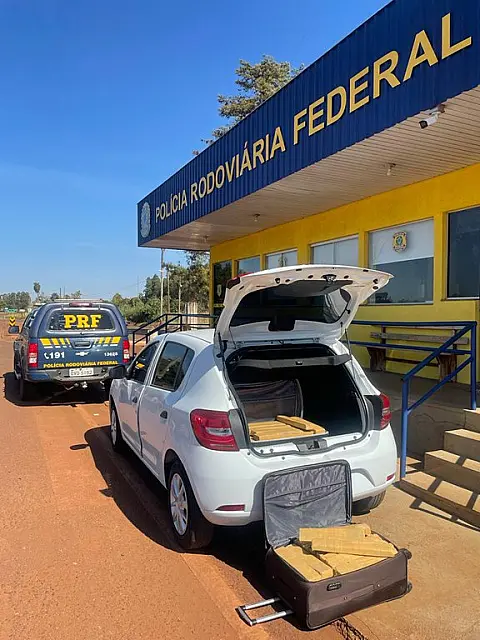Contratado em MT homem é preso transportando 100 kg de maconha