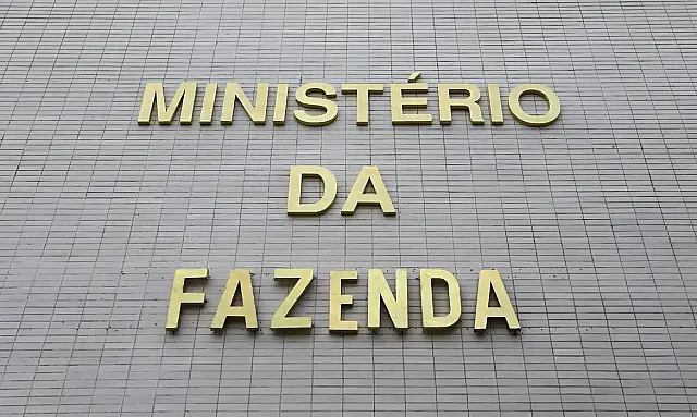 Déficit primário cai 88,7% em novembro
