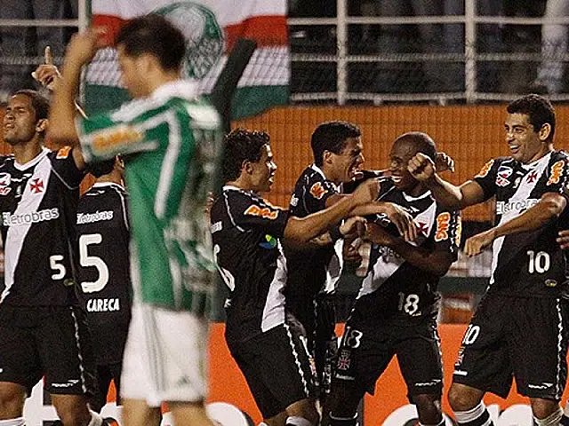 Palmeiras vence, mas gol de Jumar classifica o Vasco na Sul-Americana