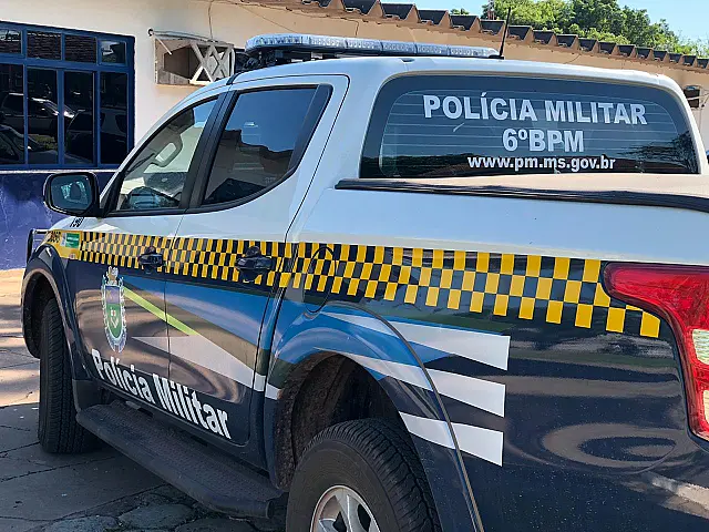Homem é preso com dinheiro em carro após assalto a supermercado em Corumbá