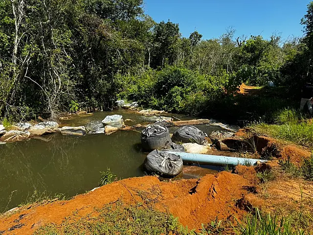 Polícia Civil investiga crime ambiental em córrego de Santa Rita do Pardo