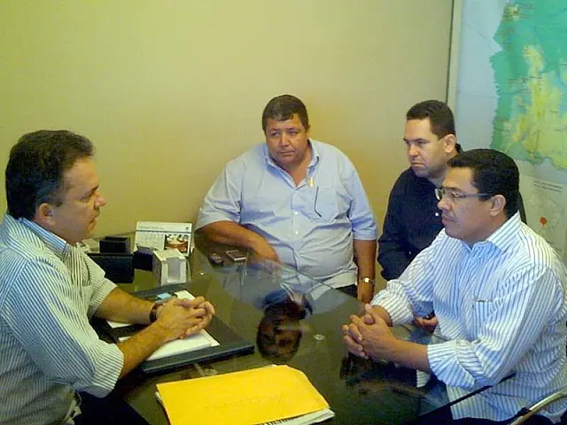 Prefeito Douglas inicia mandato reunindo Deputados Federais e visitando Tribunal de Contas