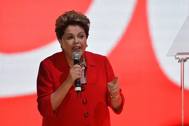 Dilma Rousseff faz procedimento para desobstruir artéria do coração