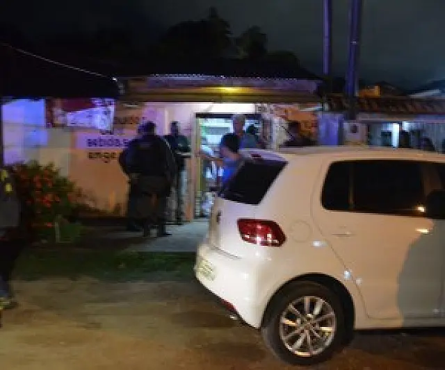 Policial atira em jovens ao confundí-los com assaltantes e se mata ao perceber engano
