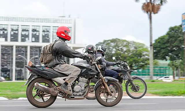 Mortes com motos disparam e já chegam a 40% das vítimas no trânsito